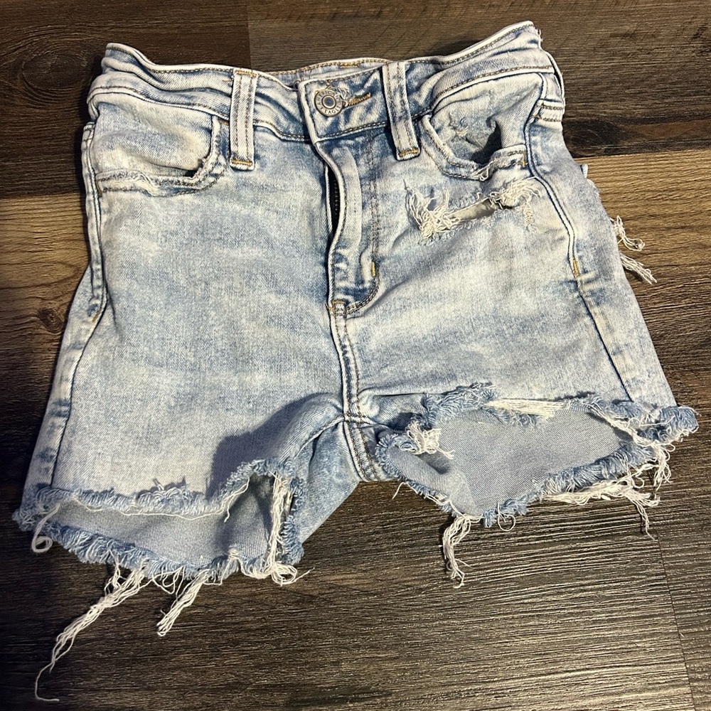 American Eagle Outfitters Light Wash Ripped Jean Shorts